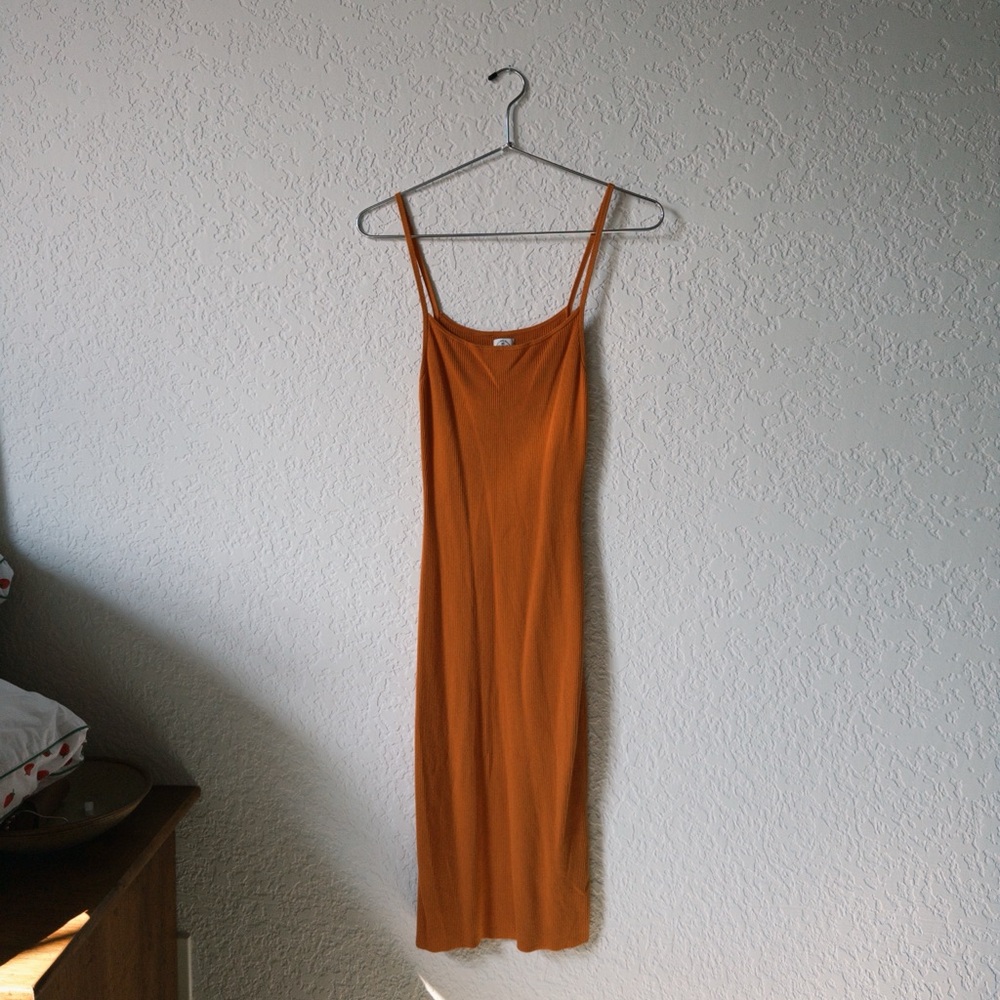RVCA X ROSE MACHADO RUST COPPER ORANGE RIBBED SPAGHETTI STRAP MIDI DRESS SMALL - Picture 1 of 5